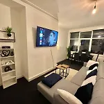 Apartment Sea Forth Cosy Crib 7 - Nightsoffer
