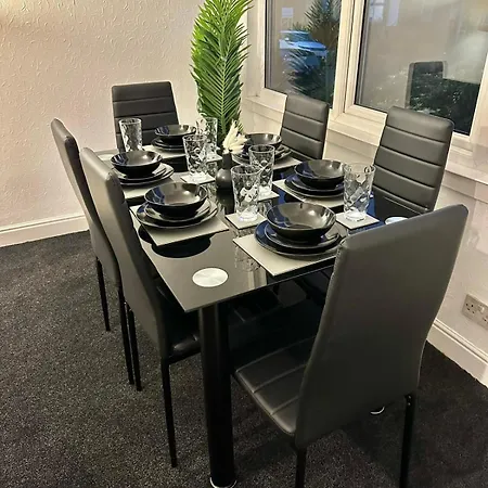 Sea Forth Cosy Crib 7 - Nightsoffer Apartment Leeds (West Yorkshire)