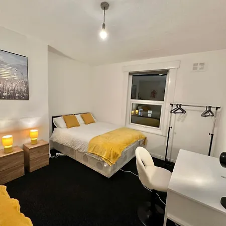 Apartment Sea Forth Cosy Crib 7 - Nightsoffer Leeds (West Yorkshire)