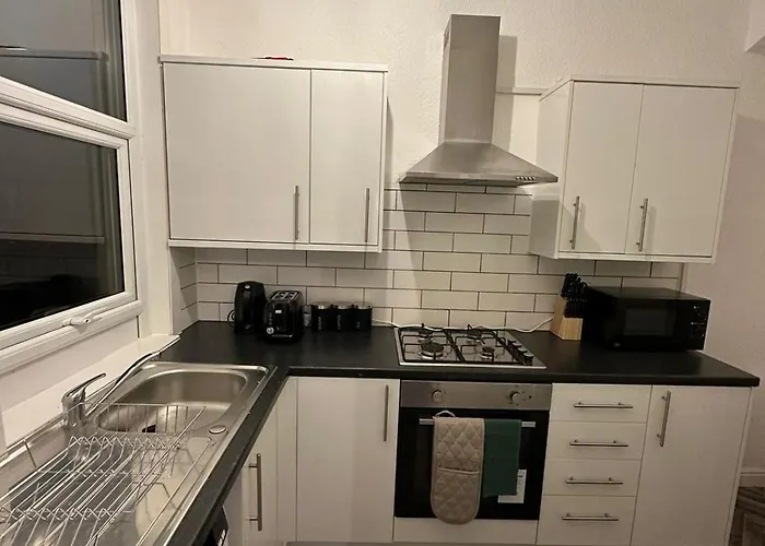 Sea Forth Cosy Crib 7 - Nightsoffer Apartment Leeds (West Yorkshire)